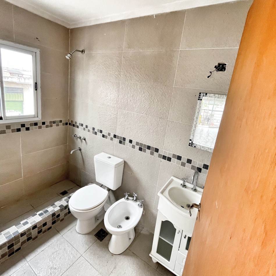 Depto tipo duplex 2 ambientes (posibilidad de 3 amb)