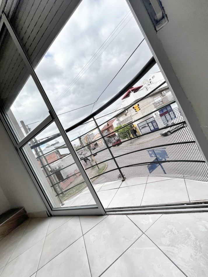 Depto tipo duplex 2 ambientes (posibilidad de 3 amb)