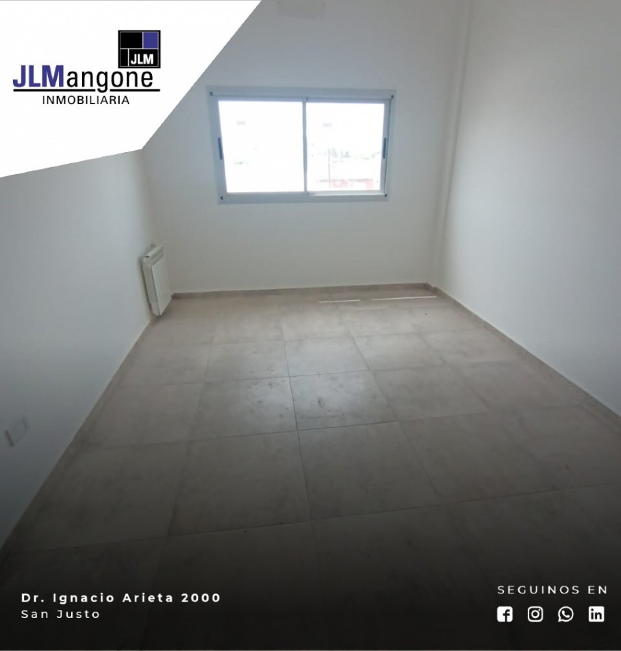 Triplex 4 ambientes a estrenar con cochera y patio