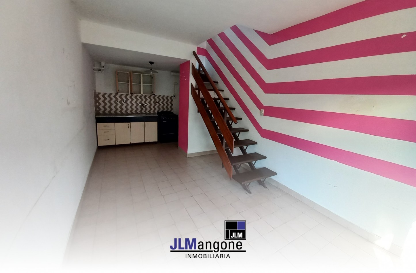 Duplex 2 ambientes sobre Arieta
