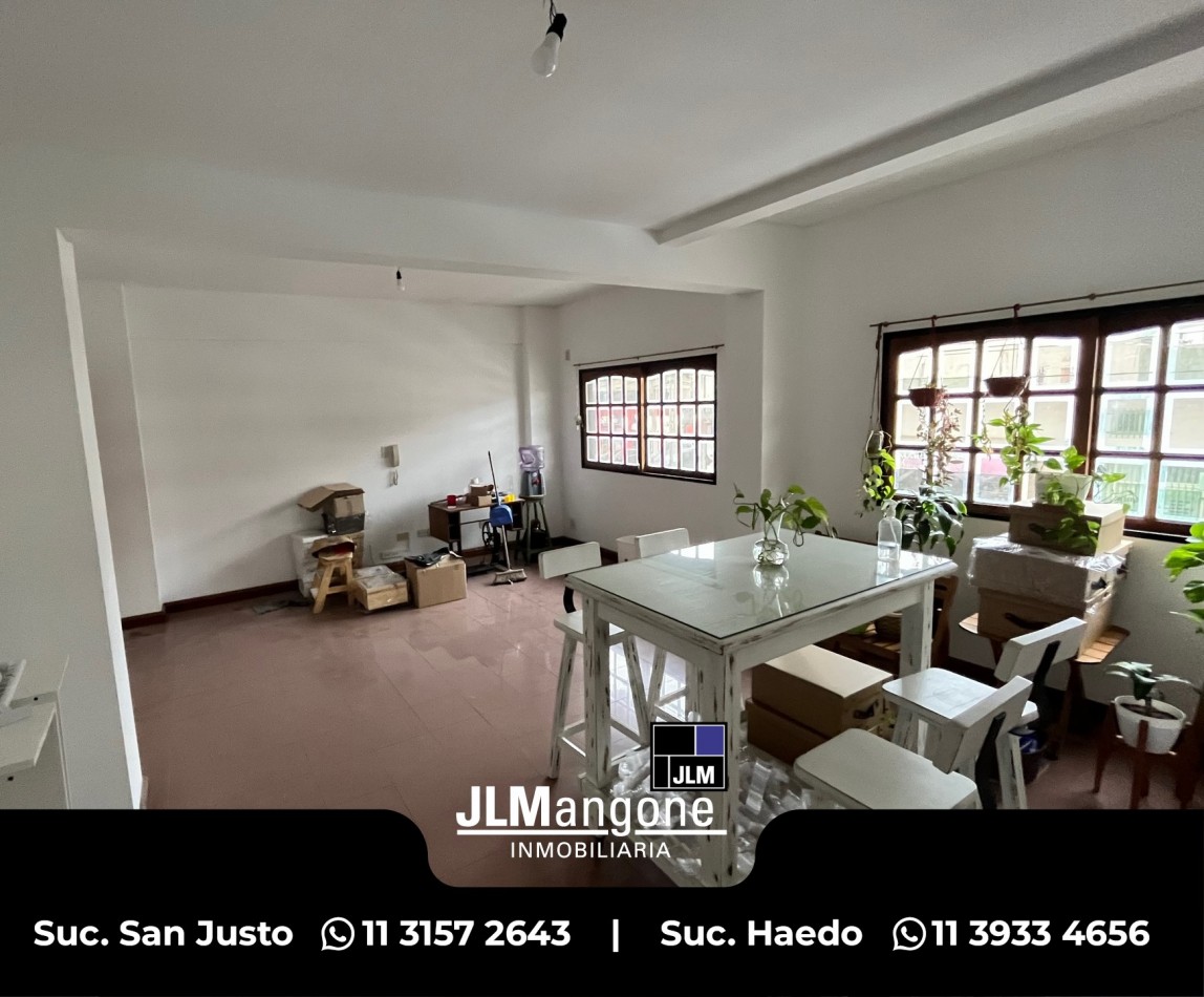 Oficina y/o consultorios 30 m2 sobre Arieta