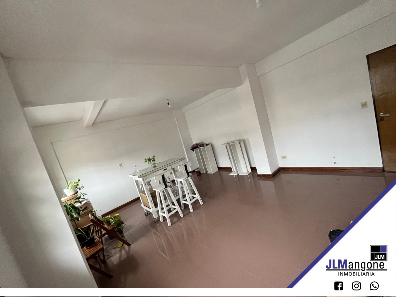 Oficina y/o consultorios 30 m2 sobre Arieta