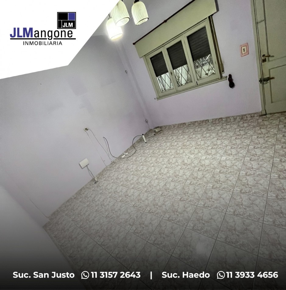 Casa 3 ambientes con parque