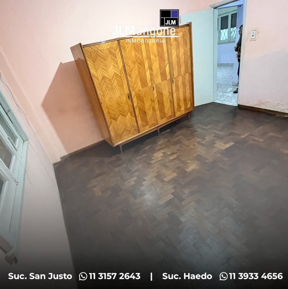 Casa 3 ambientes con parque