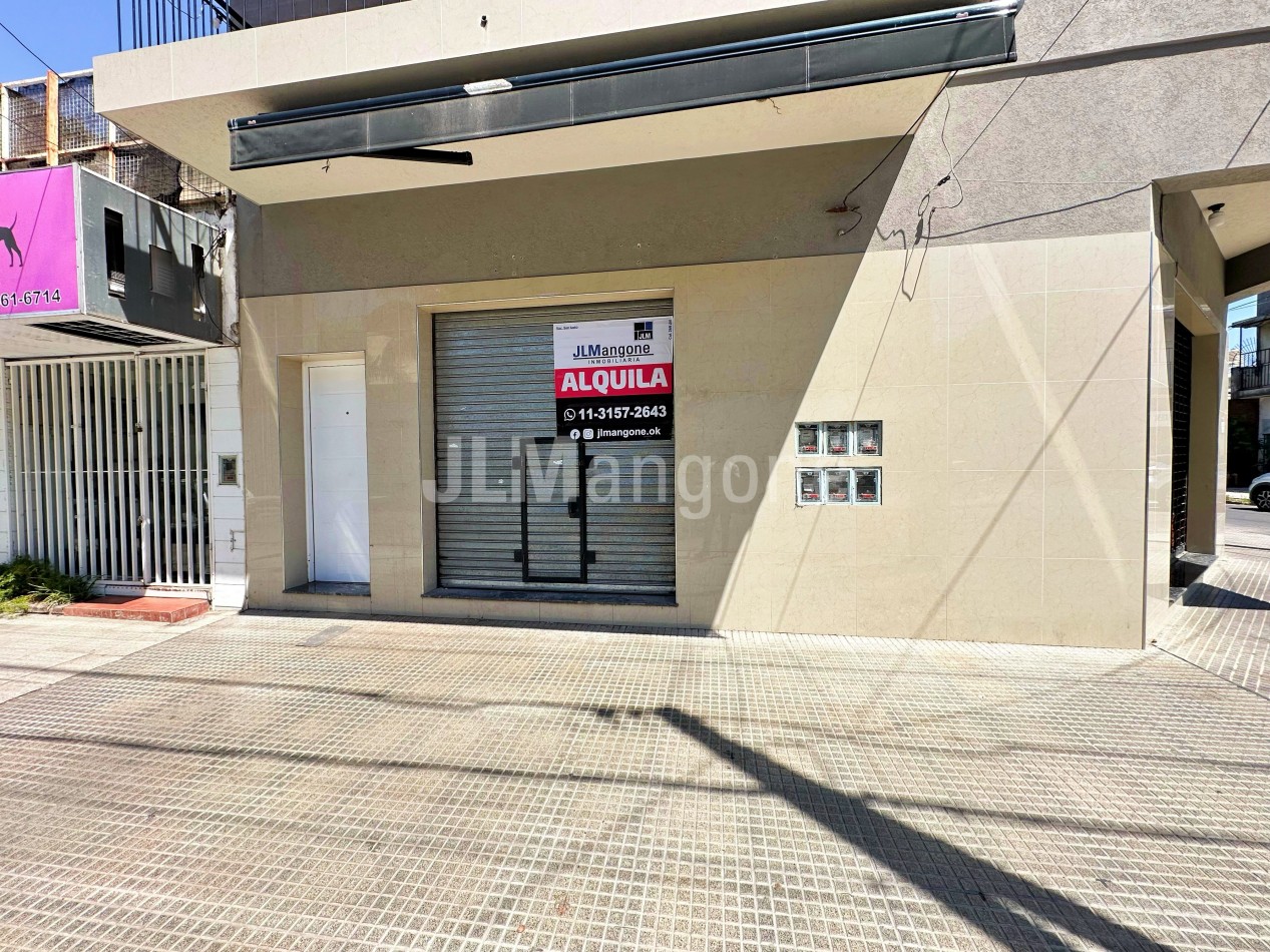 Local 20 m2 sobre Arieta