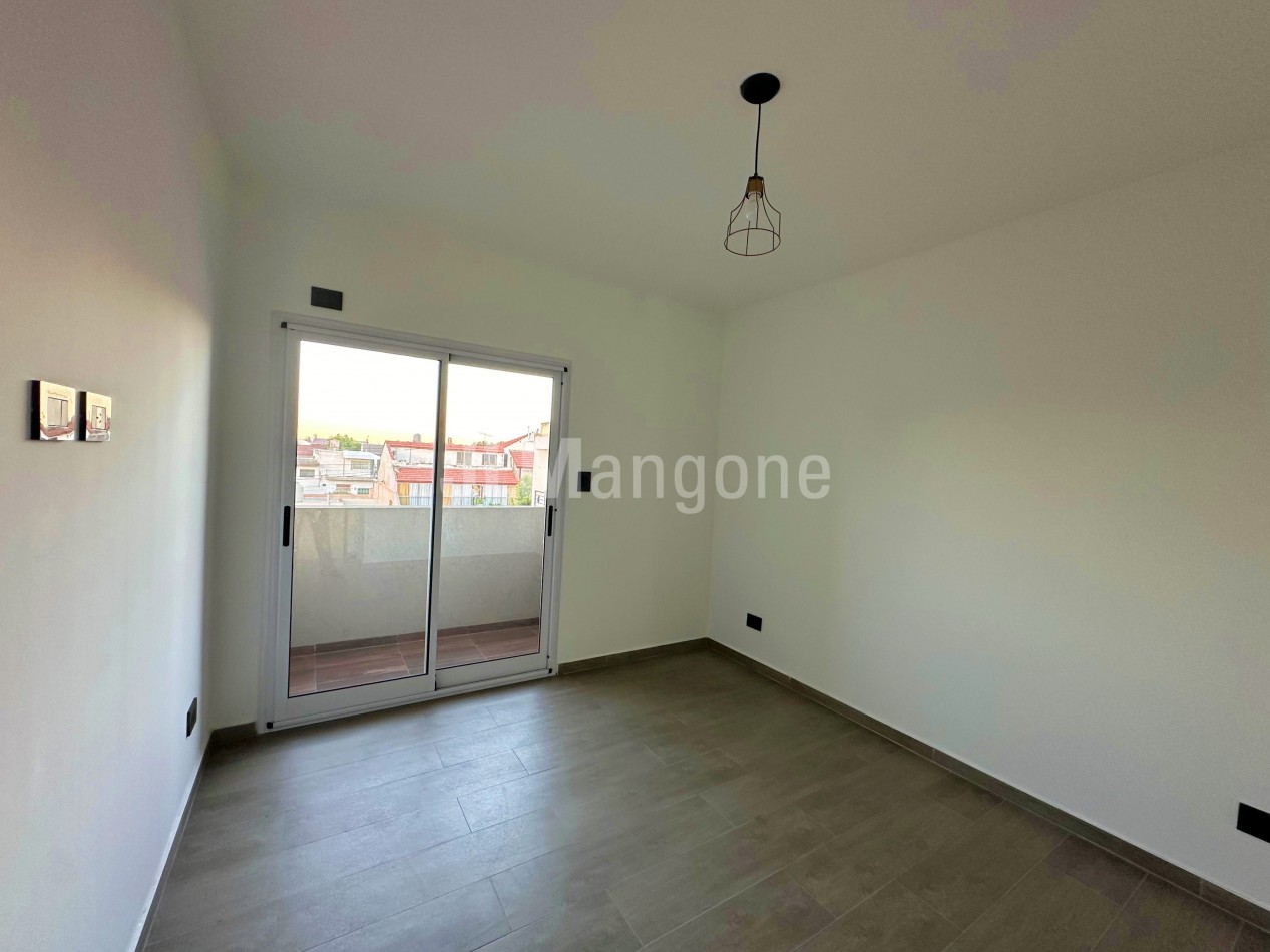 Departamento 2 1/2 amb con balcon a estrenar