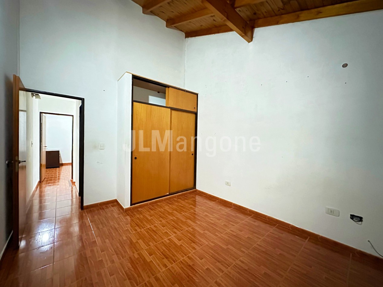 Duplex 3 ambientes con cochera y parque