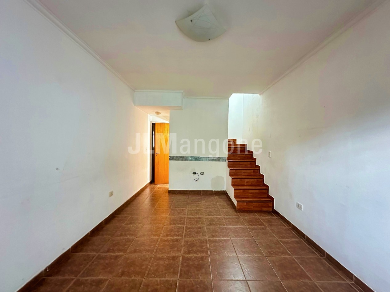 Duplex 3 ambientes con cochera y parque