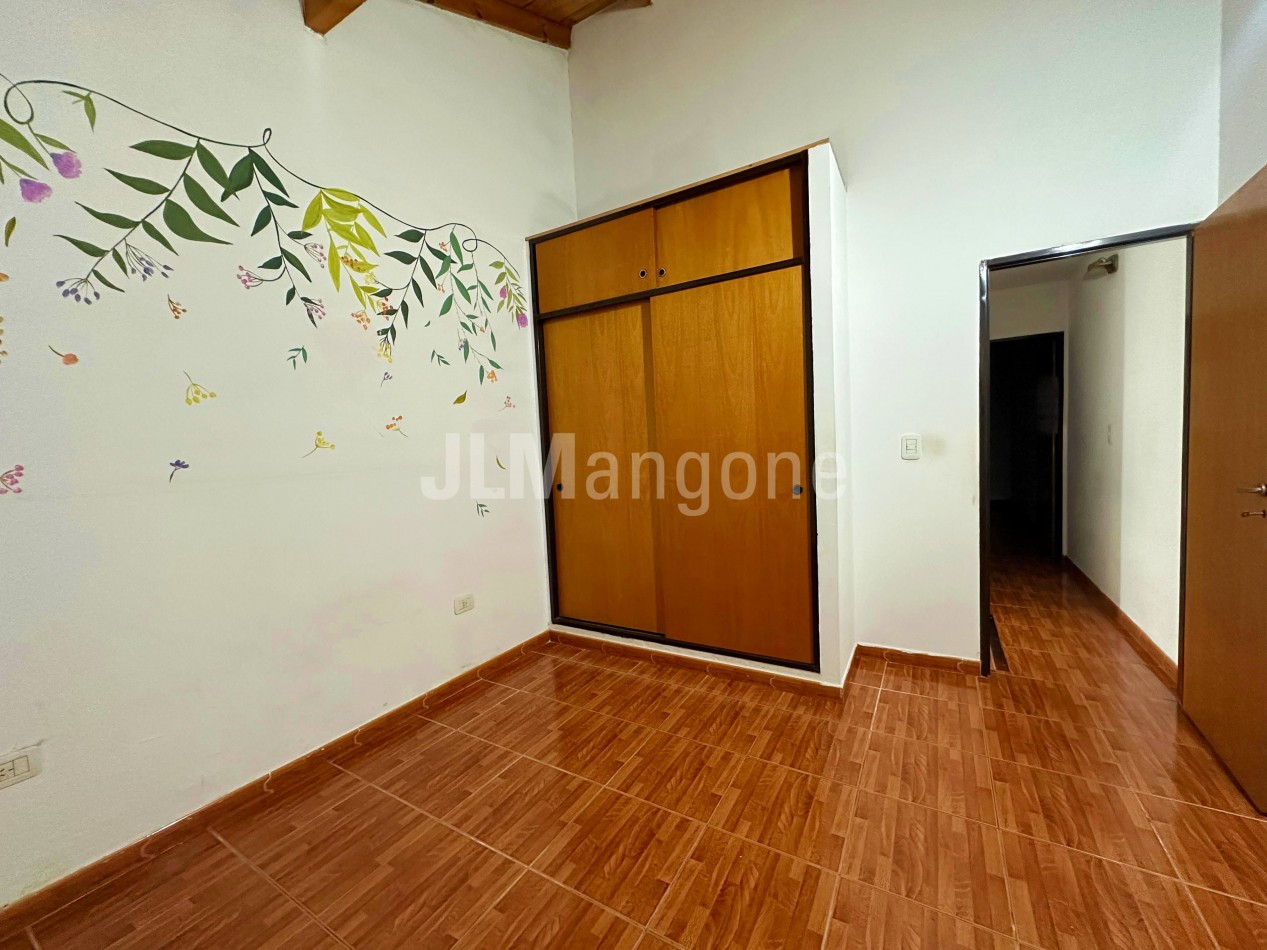 Duplex 3 ambientes con cochera y parque