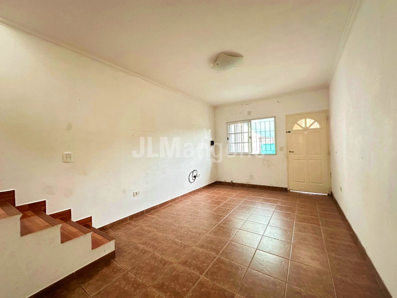 Duplex 3 ambientes con cochera y parque
