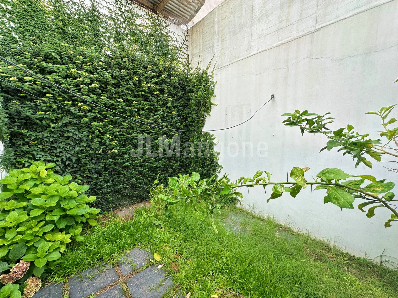 Duplex 3 ambientes con cochera y parque