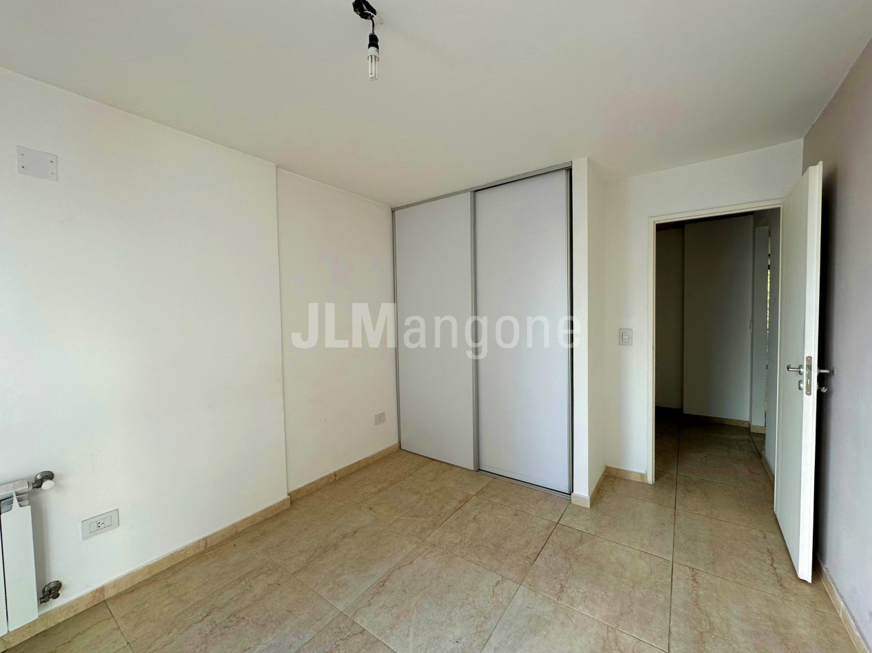 Departamento 2 ambientes con balcon