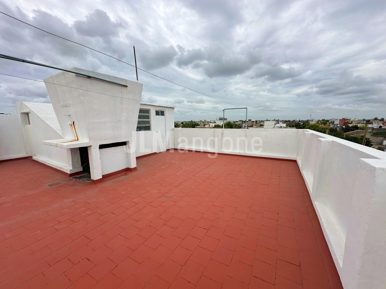 Piso 3 ambientes con terraza