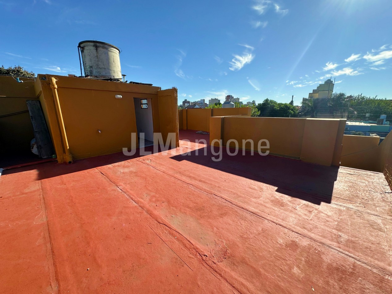 PH 3 ambientes con terraza al fondo