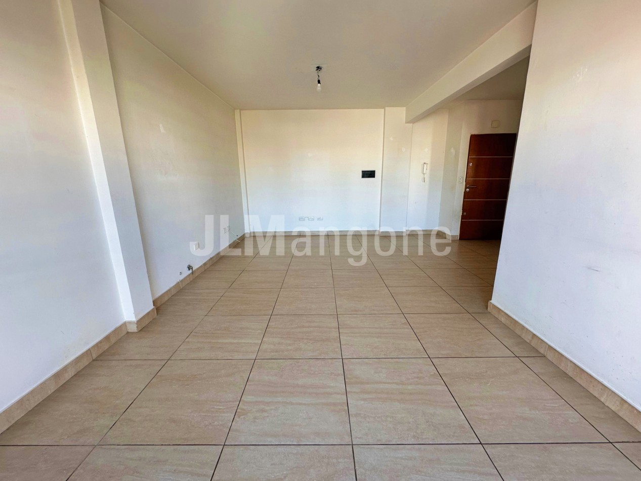 Sempiso 2 ambientes con cochera y balcon