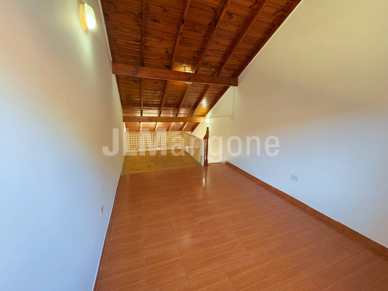 Duplex 2 ambientes con patio