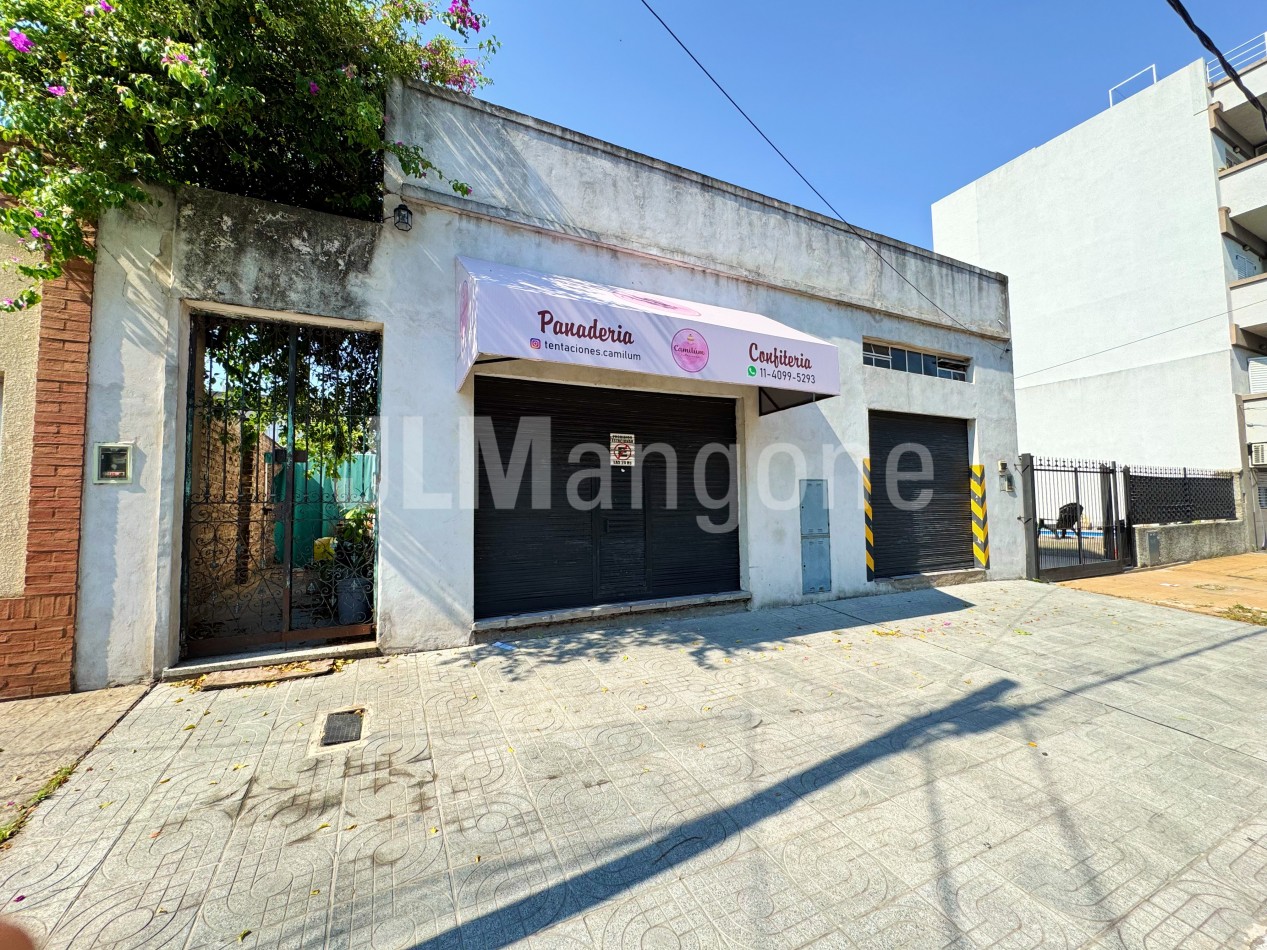 Local 40 m2 con doble frente