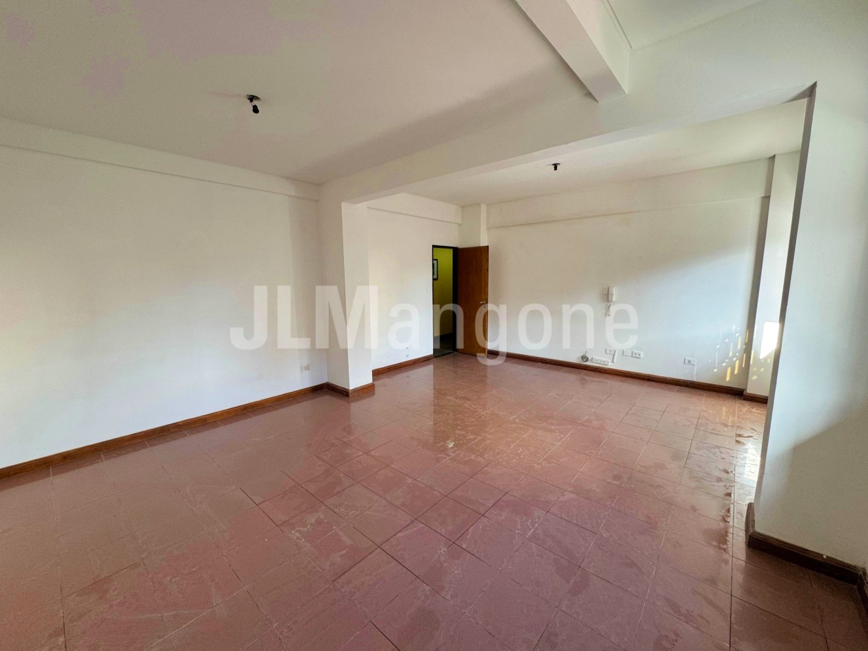 Oficina 30 m2 en San Justo