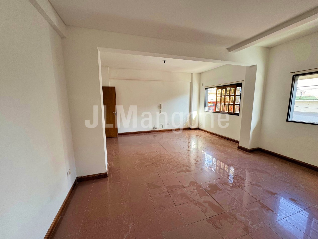 Oficina 30 m2 en San Justo