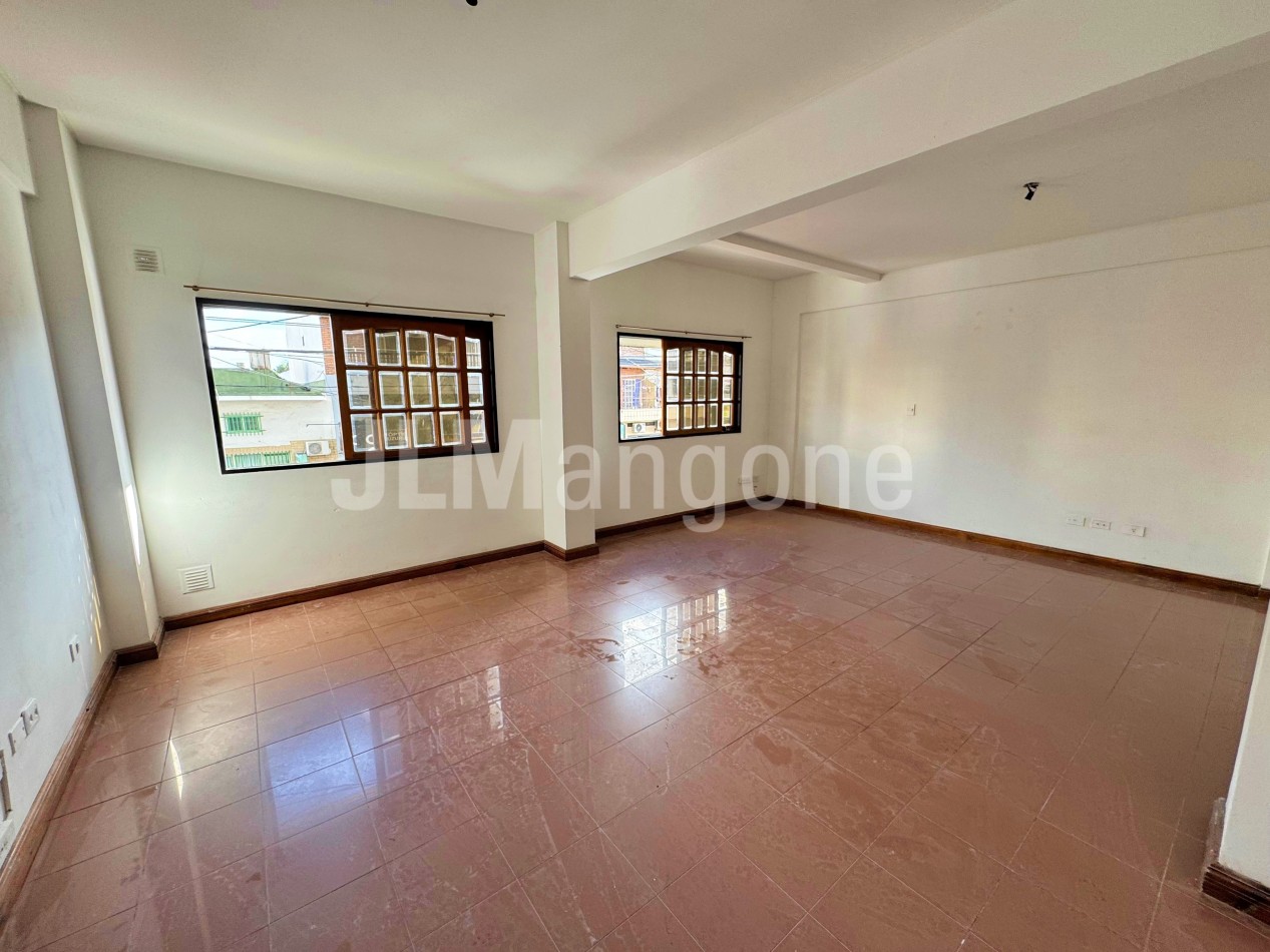 Oficina 30 m2 en San Justo