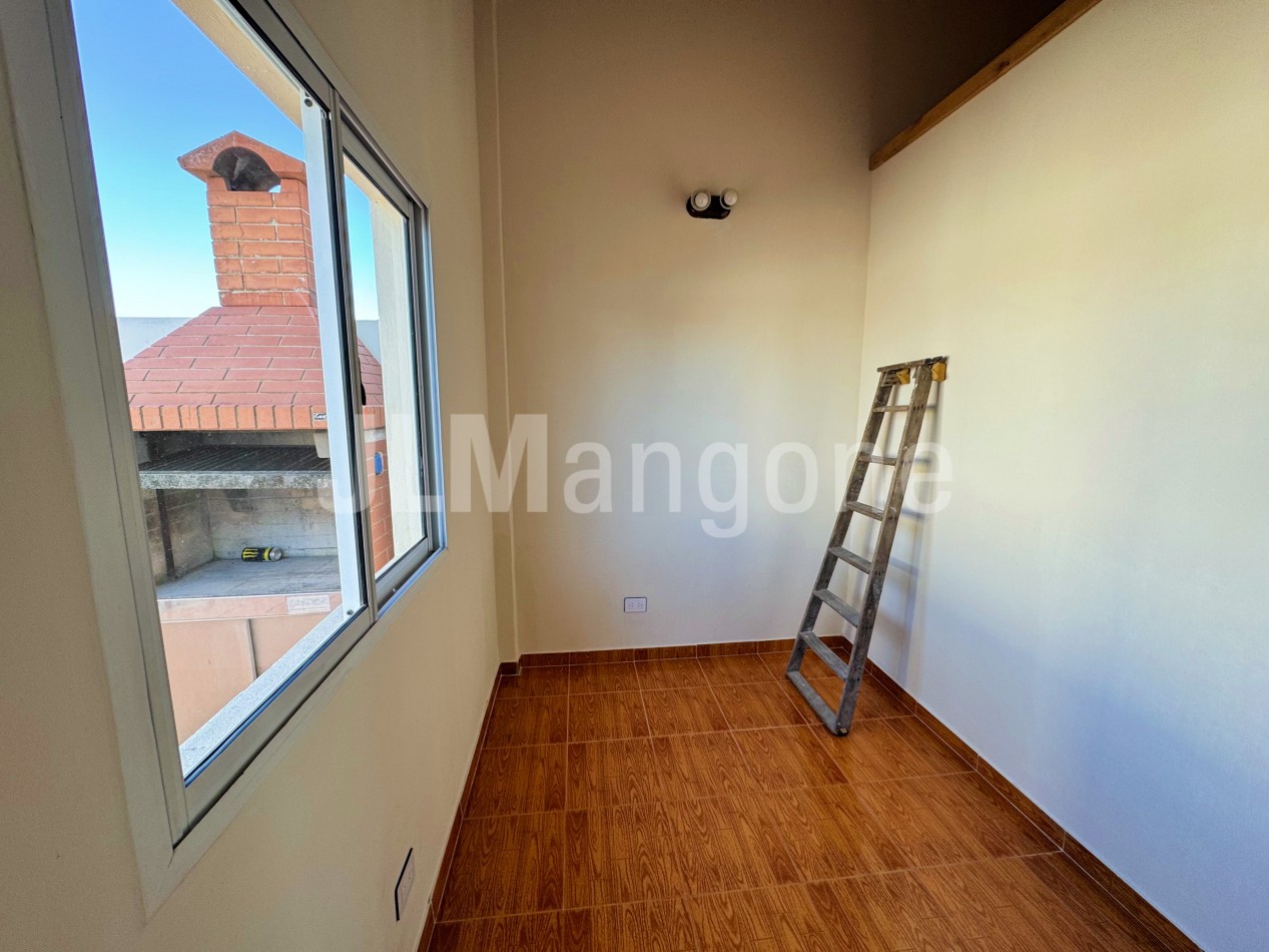 Ph 3 ambientes con patio y balcon