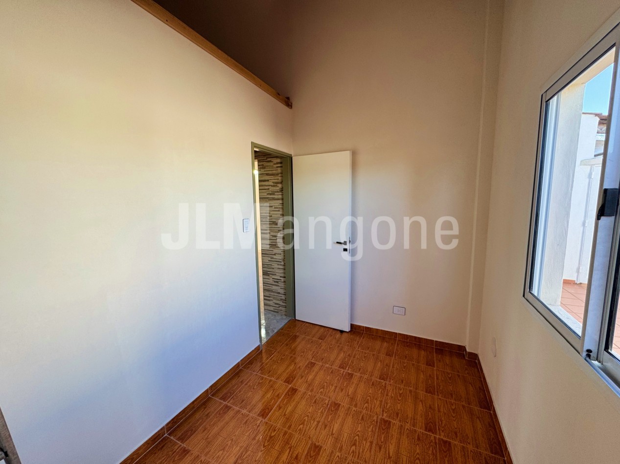 Ph 3 ambientes con patio y balcon