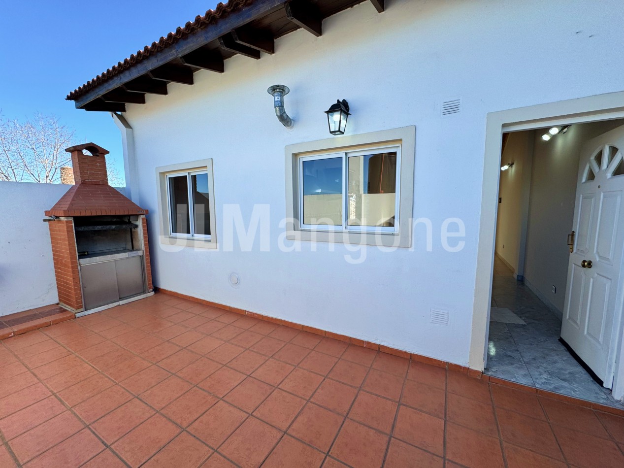 Ph 3 ambientes con patio y balcon
