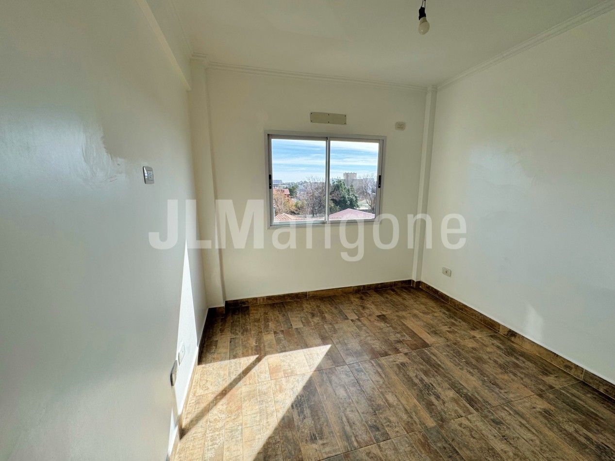Sempiso 2 ambientes con cochera y balcon
