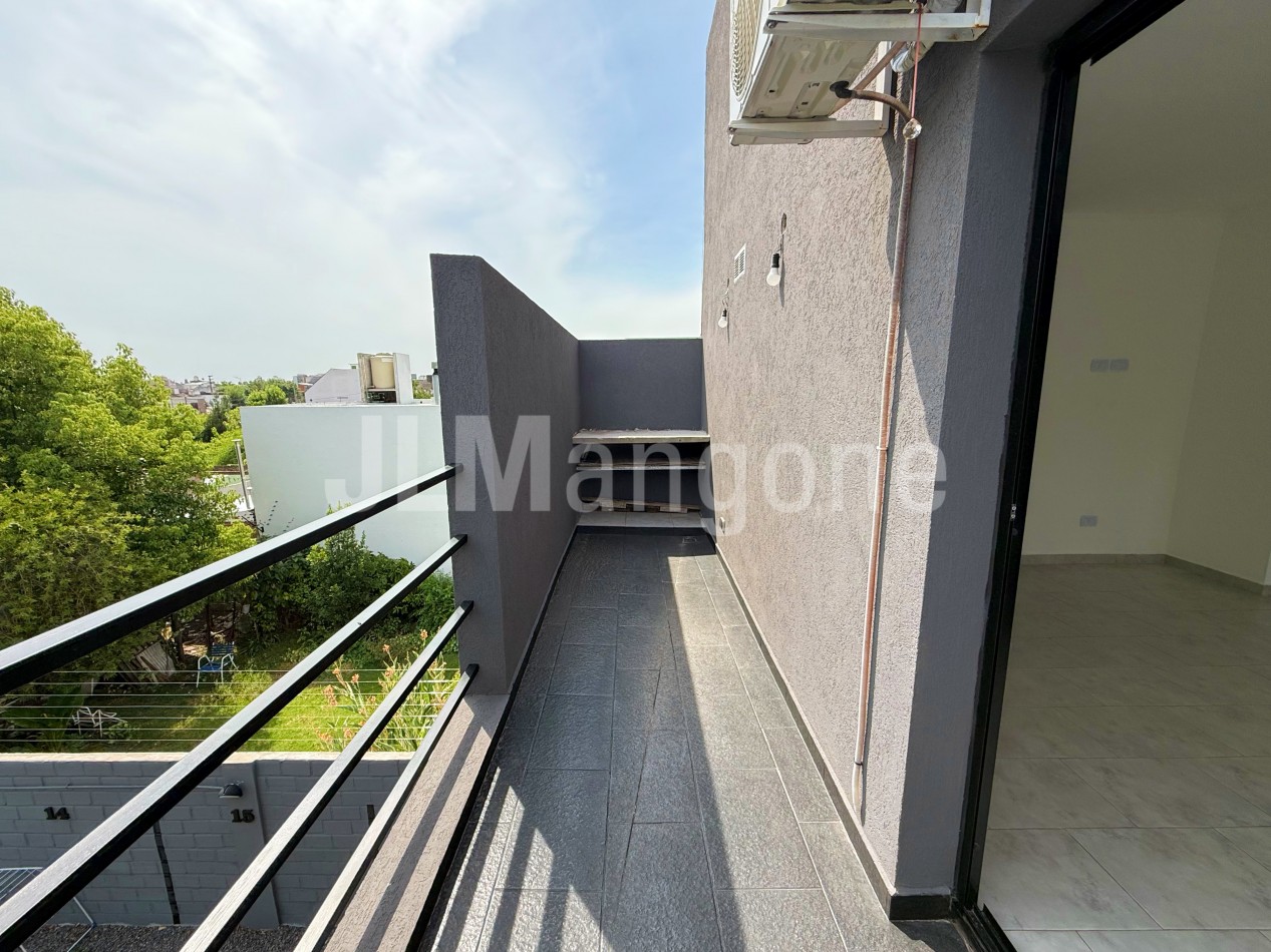 Departamento 1 ambiente con balcon