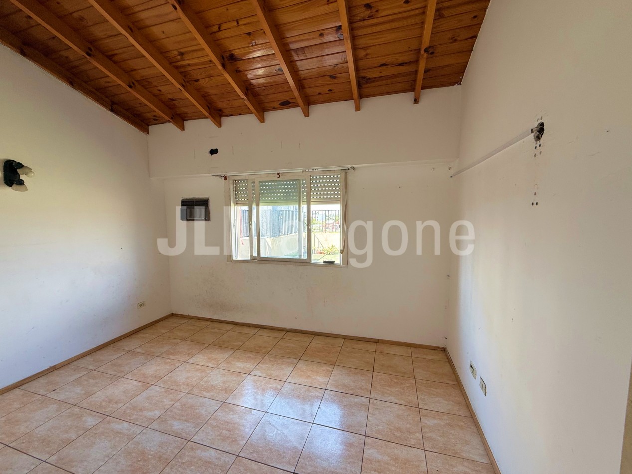 Penthouse 4 ambientes con terraza privada