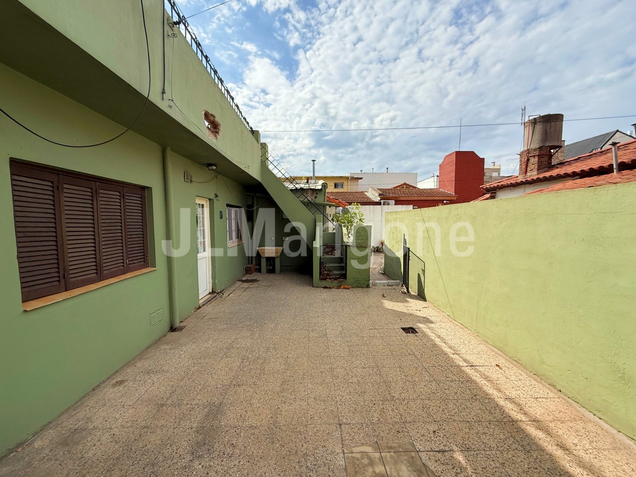 Ph 2 ambientes con patio y terraza