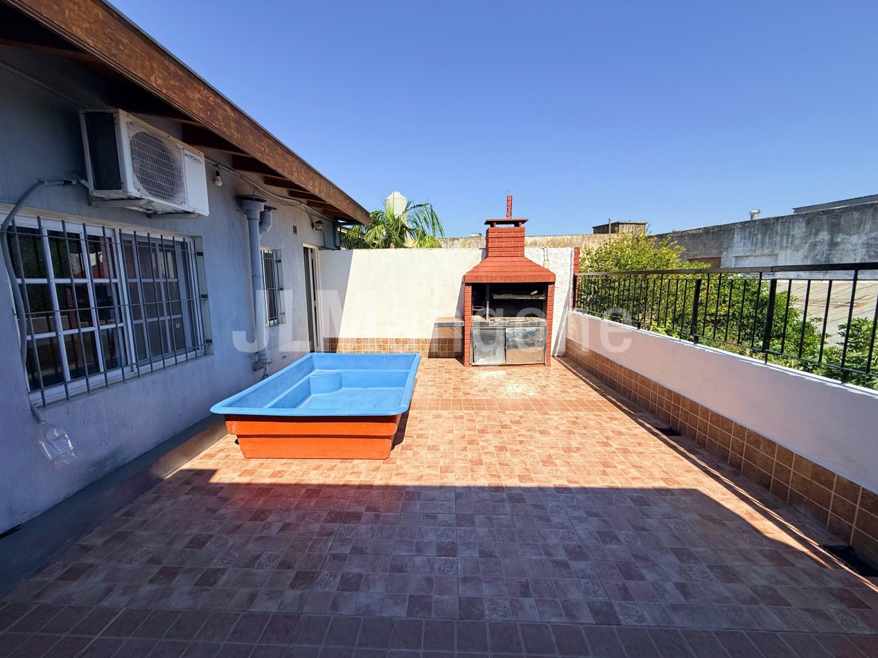 Ph planta alta 4 ambientes con patio