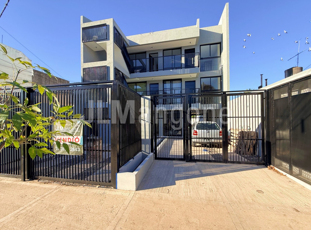 Departamentos 1, 2 y 3 ambientes con balcon o terraza