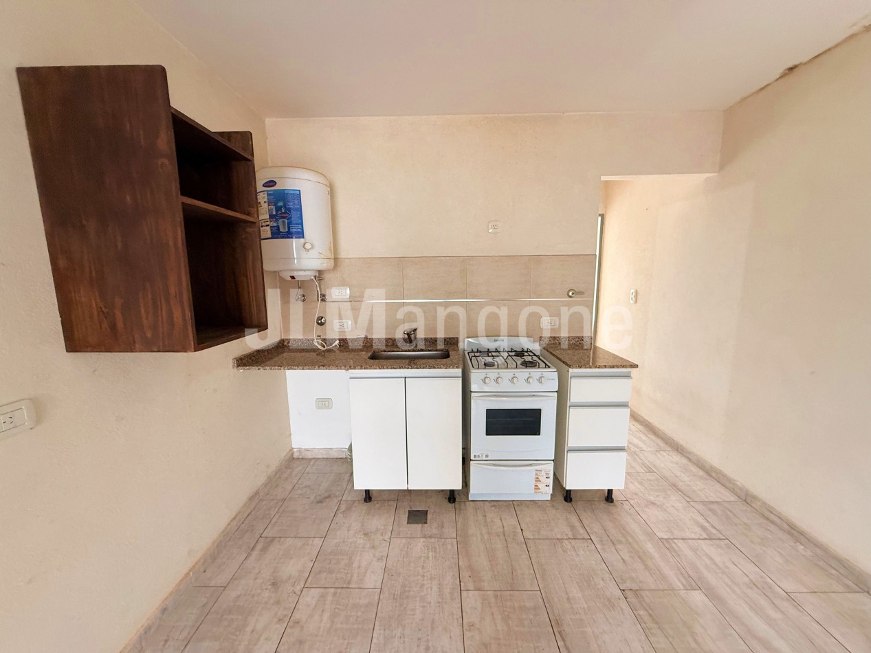 Departamento 2 ambientes con balcon