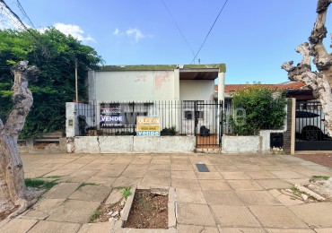 Casa 3 ambientes a refaccionar (Lote 8x15)