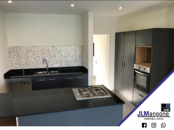 Chalet 4 ambientes en barrio Privado