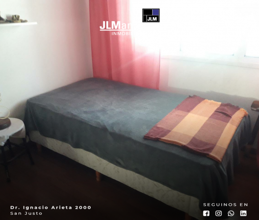 Chalet 4 ambientes con cochera, piscina y galpon
