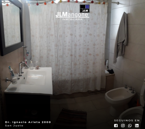 Chalet 4 ambientes con cochera, piscina y galpon