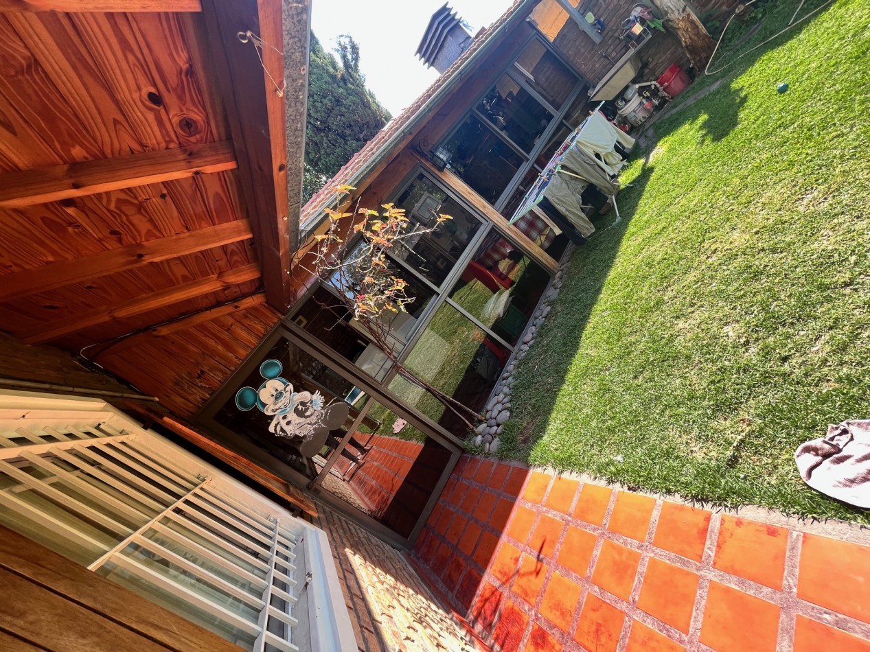 Chalet 4 ambientes con piscina y garage (Doble Lote 500 m2) Financiacion