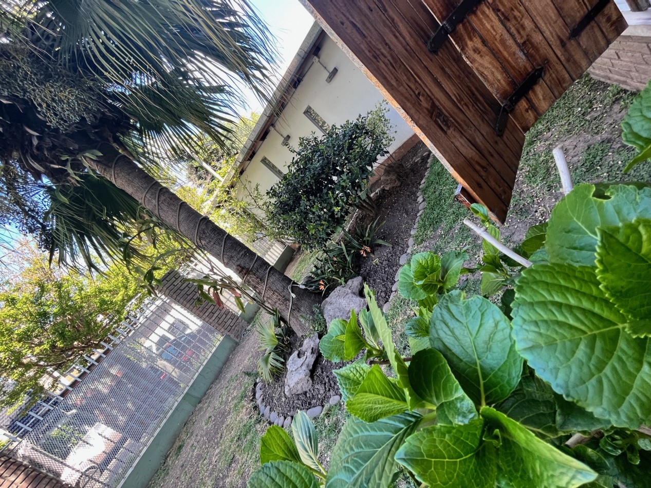 Chalet 4 ambientes con piscina y garage (Doble Lote 500 m2) Financiacion