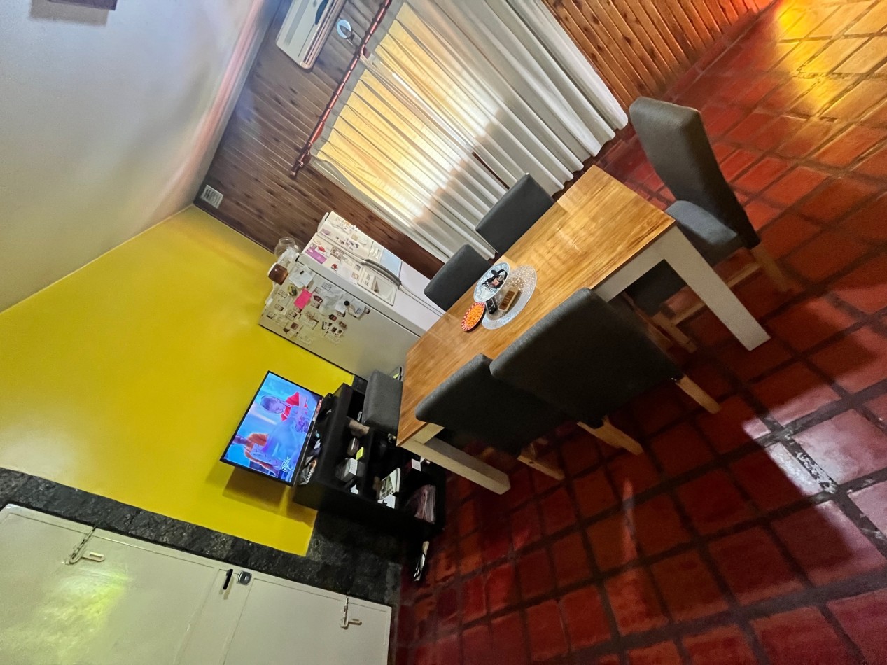 Chalet 4 ambientes con piscina y garage (Doble Lote 500 m2) Financiacion