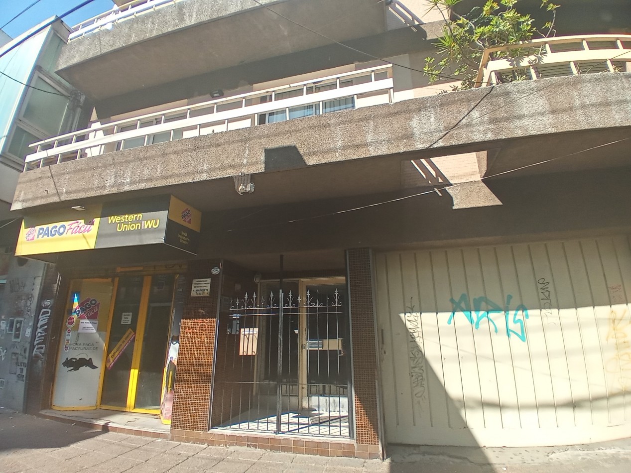 Departamento 2 ambientes en san justo centro (Apto profesional)