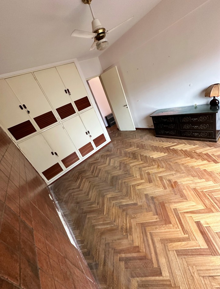Departamento 3 ambientes con balcon al frente