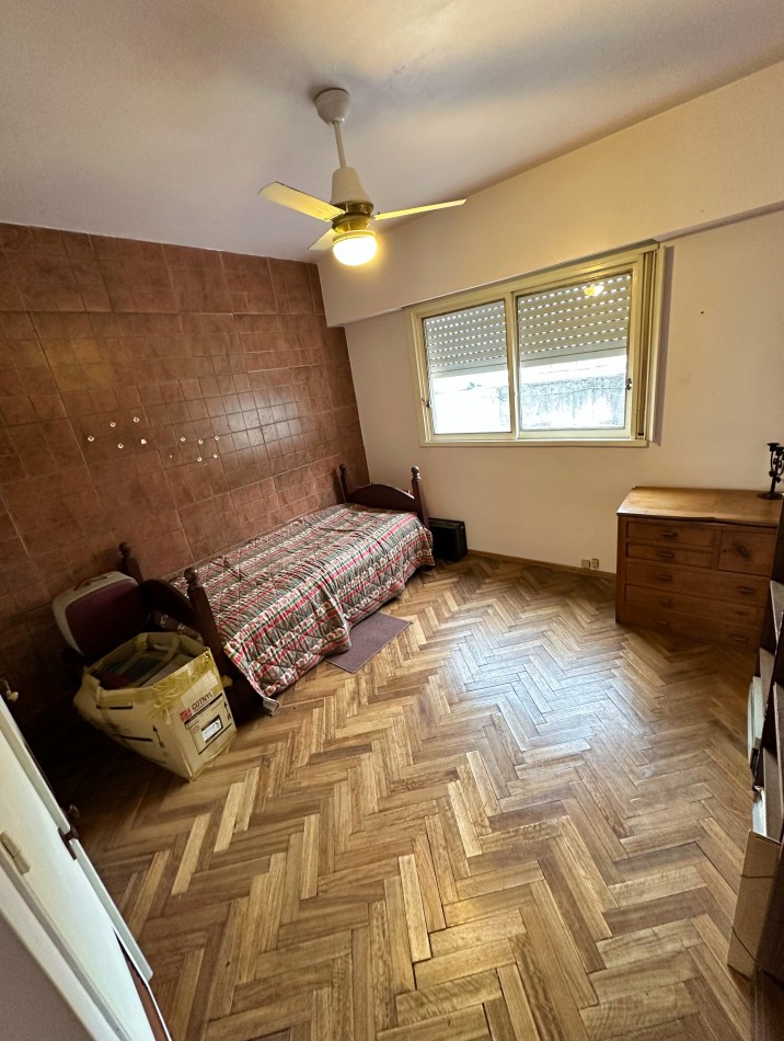 Departamento 3 ambientes con balcon al frente