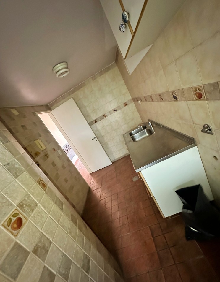Departamento 3 ambientes con balcon al frente