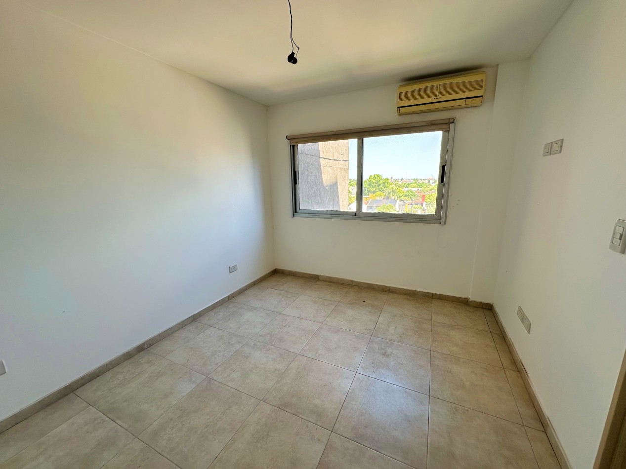 Departamento 3 ambientes con cochera a estrenar