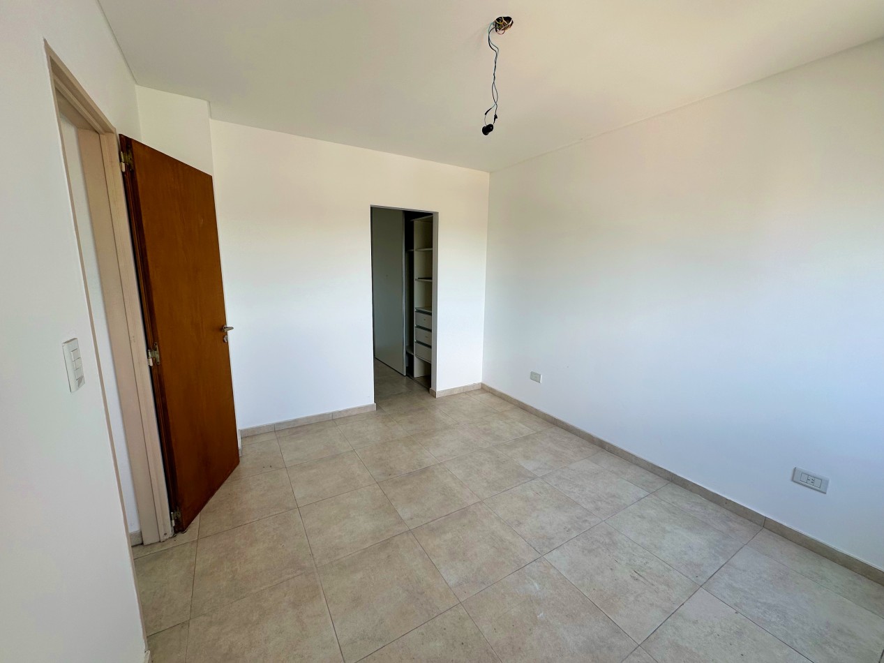 Departamento 3 ambientes con cochera a estrenar