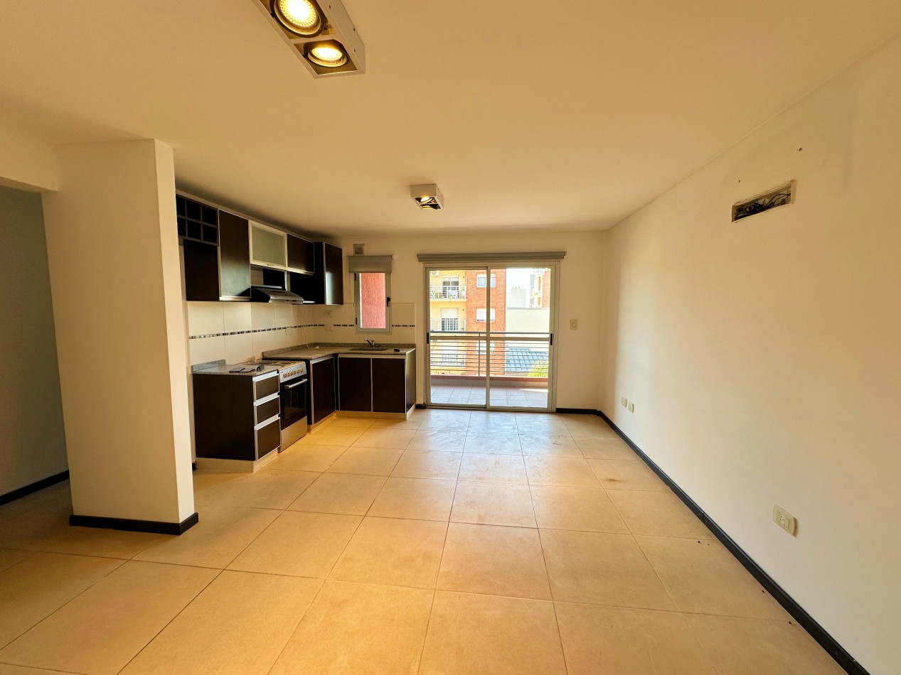 Departamento 3 ambientes con cochera y balcon a estrenar