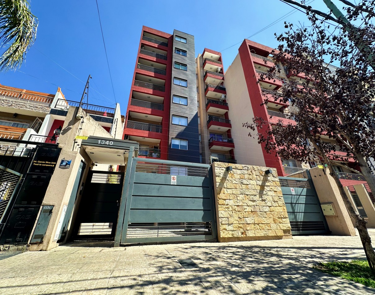 Departamento 3 ambientes con cochera y balcon a estrenar
