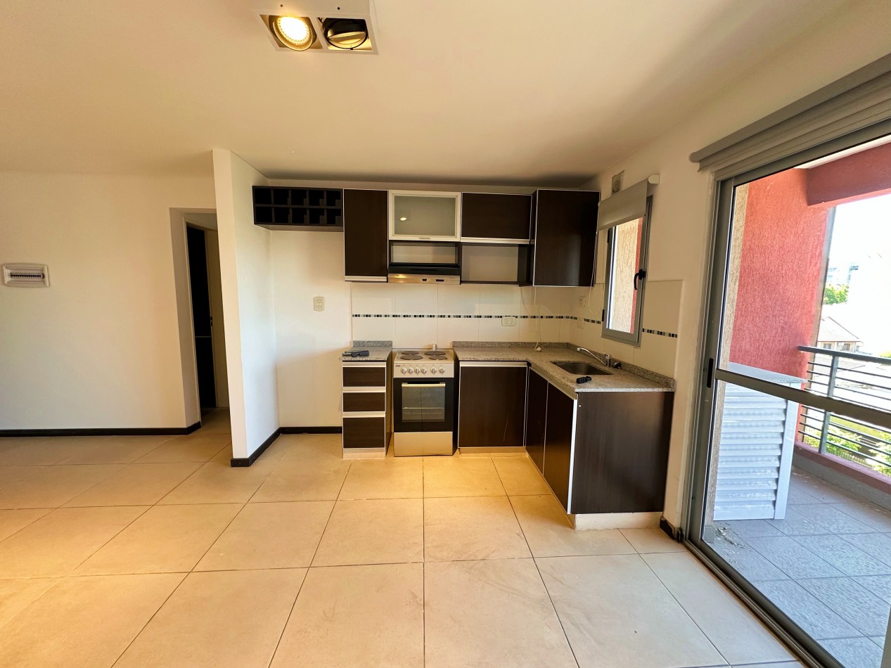 Departamento 3 ambientes con cochera y balcon a estrenar